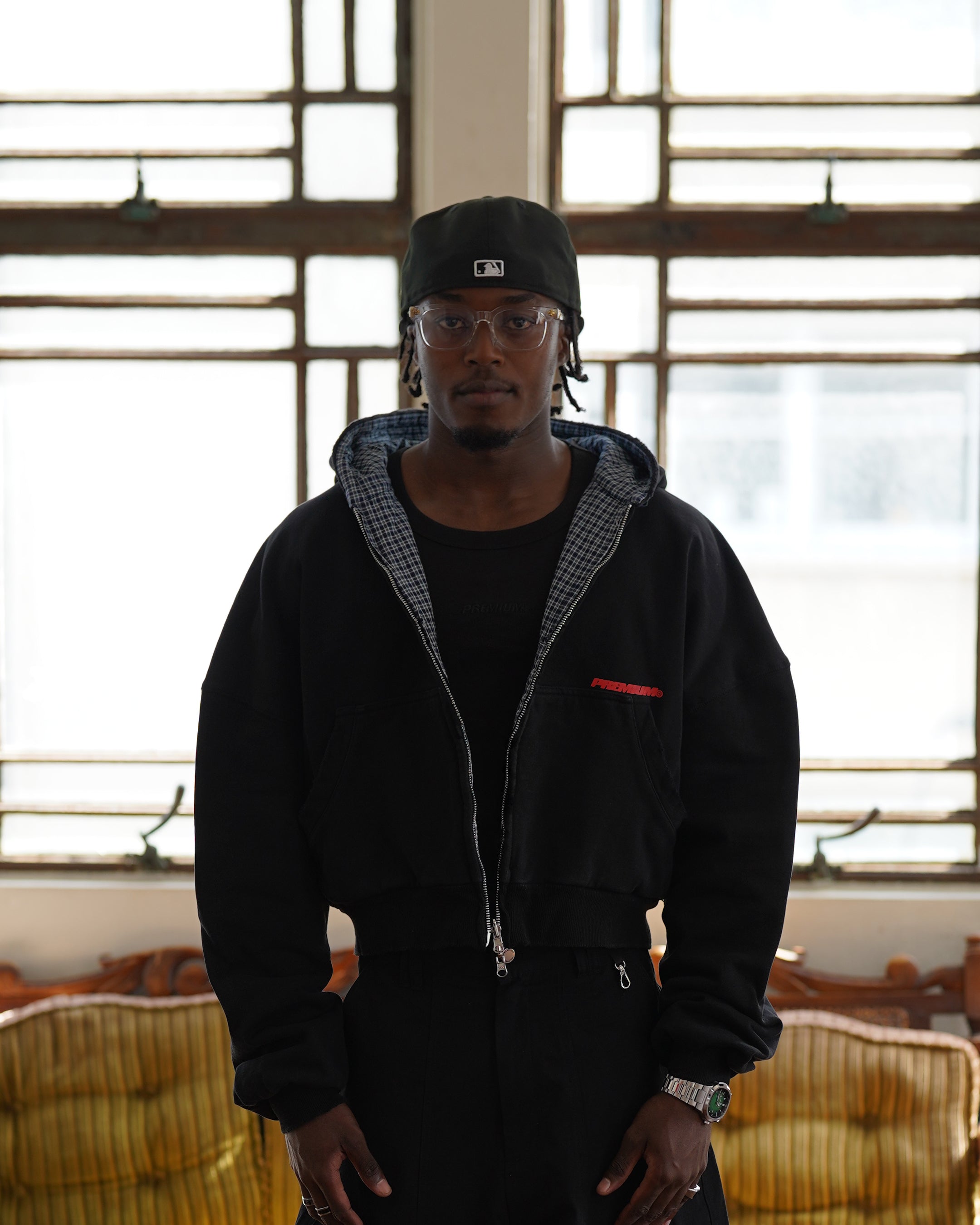 PRE-ORDER: UNIFORM Reversible Hoodie (Black)